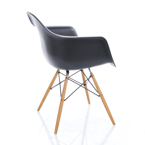 Cadeira de Braços em Plástico Eames DAW / Base Ácer